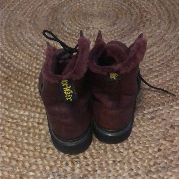 COPY - DR.MARTENS FAUX SHEEP BOOTS - Picture 3 of 3